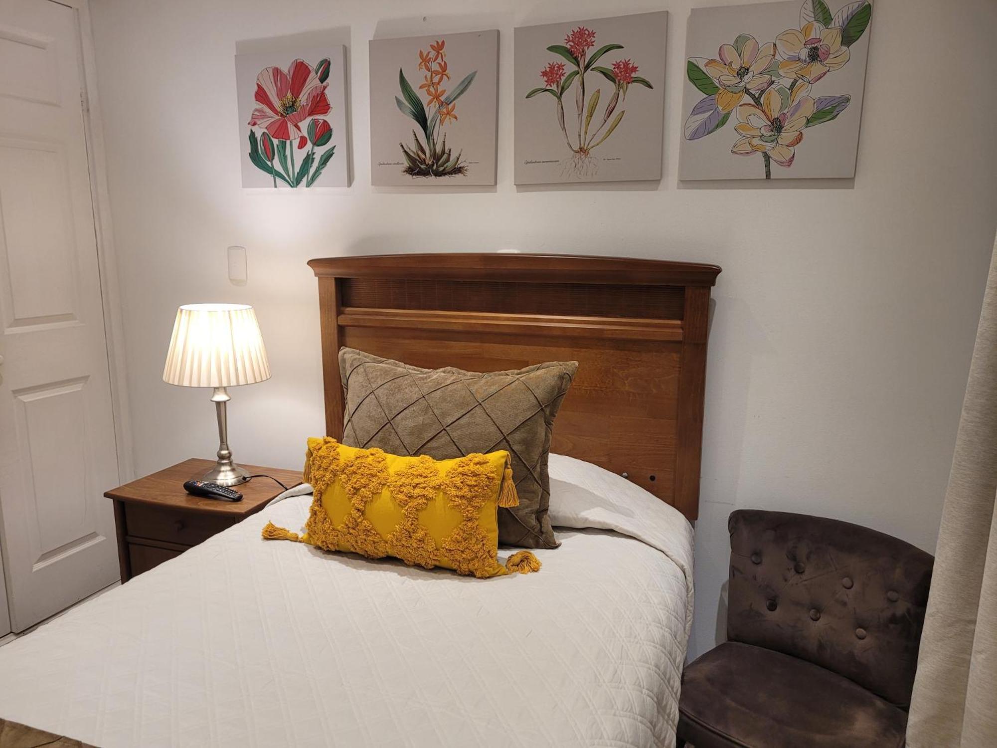 Hotel Puerta Del Lago Puerto Varas Kültér fotó