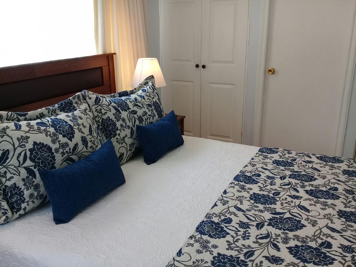Hotel Puerta Del Lago Puerto Varas Kültér fotó